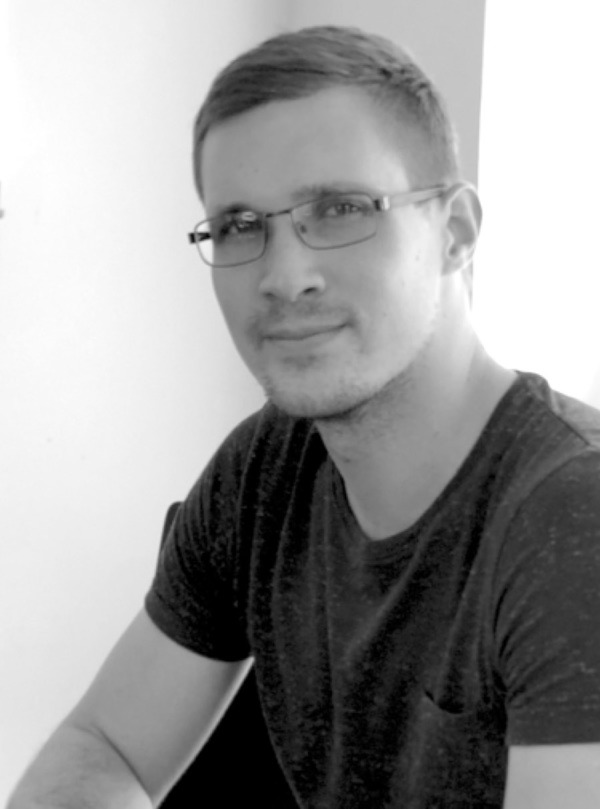 <b>Артём Грудень</b><br>
<br>
Бэкенд-разработчик<br>
<br>
Опыт 4 года<br>
<br>
Работал над проектами:<br>
— Промсвязьбанк<br>
— Axel Springer<br>
— VeggieGo<br>