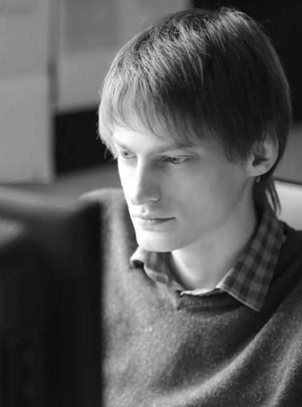 <b>Сергей Коцюба</b><br>
<br>
Аккаунт-менеджер, СКРАМ-мастер<br>
<br>
Опыт работы 3 года<br>
<br>
Лучшие показатели в компании по исполнению сложных структурых проектов в срок